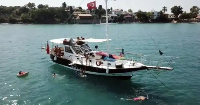 Antalya Private Gulet Coastal Escape: Manavgat River & Mittelmeer Kreuzfahrt (Startzeit 15:00)