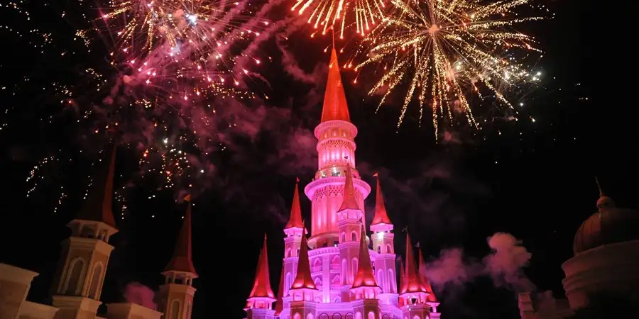 Alanya Land der Legenden Nachtshows Tour: Magischer Abend im türkischen Disneyland
