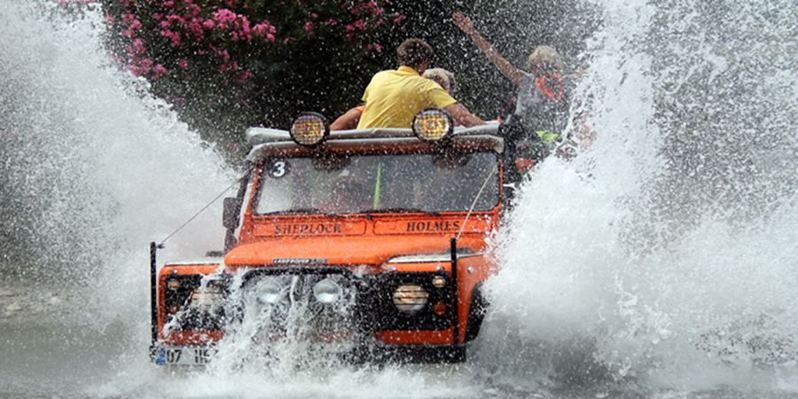 Jeep-Safari-Tour Antalya Taurusgebirge & Ucansu Wasserfall Abenteuer